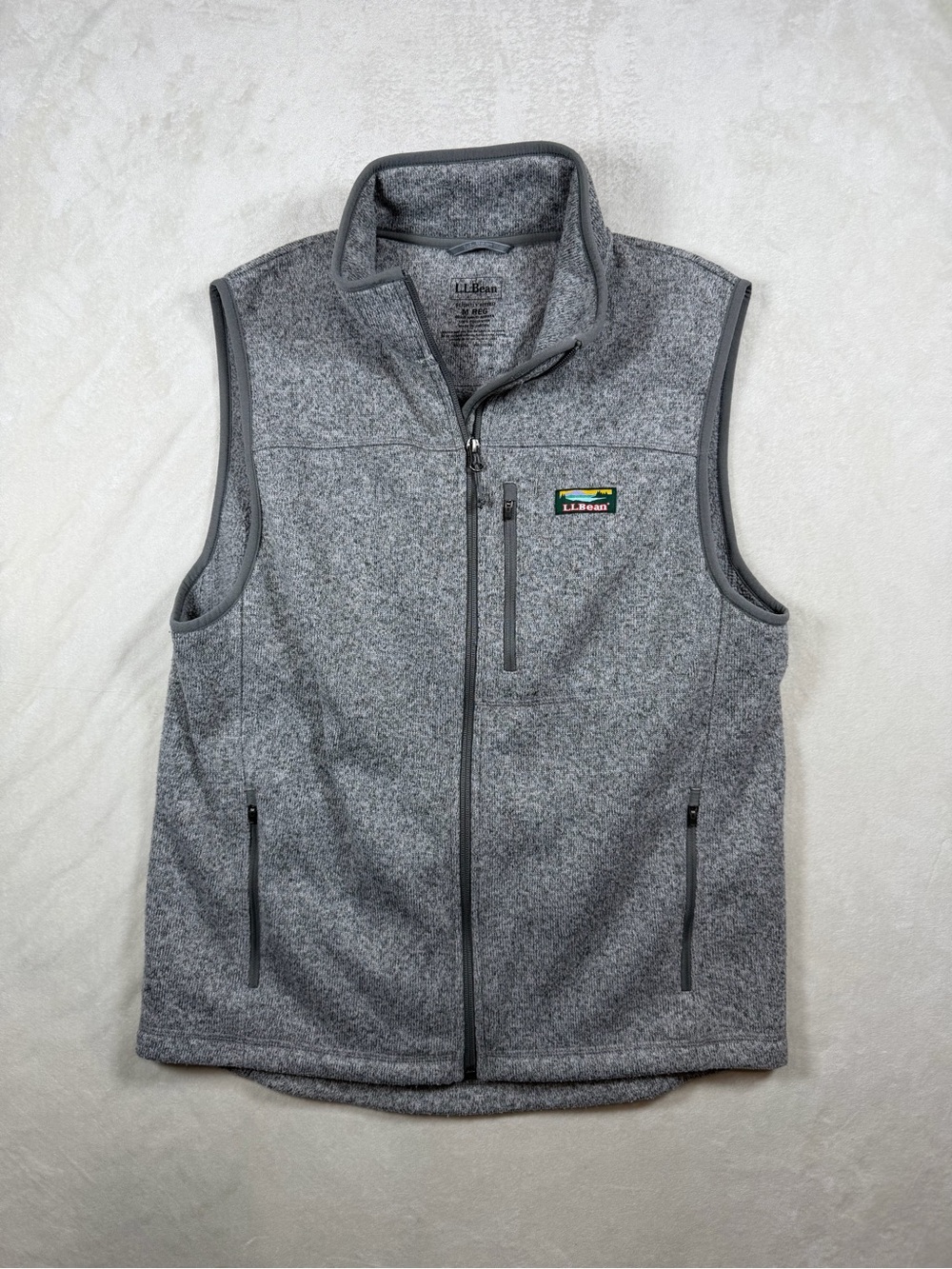 L.L. Bean Men's Medium Classic Heather Gray Full-Zip Fleece Vest Front Logo